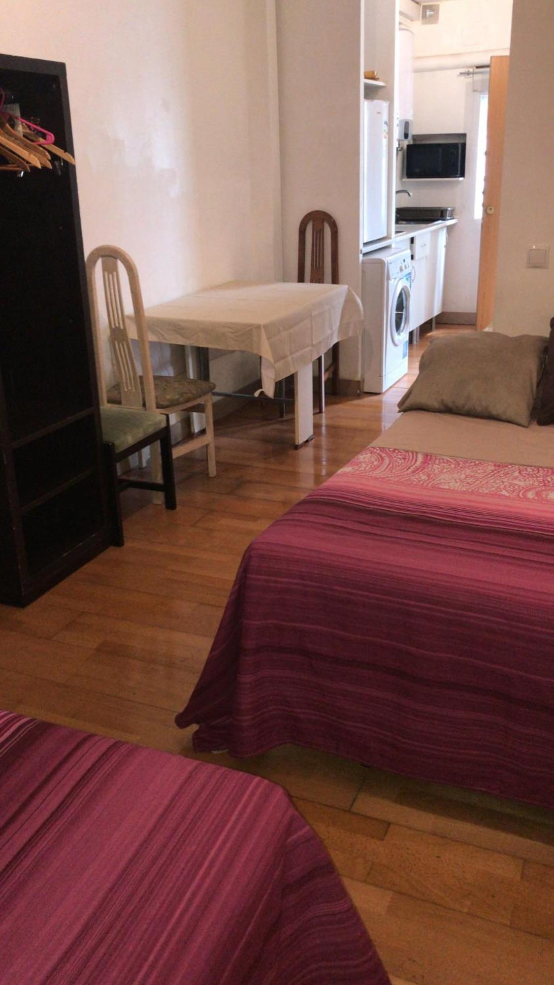 Apartamentos Pandiellos I Мадрид Екстер'єр фото